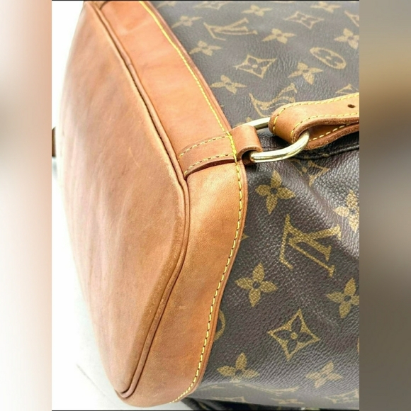 💚Louis Vuitton 🍁Montsouris GM Backpack 🍁 - Picture 6 of 16